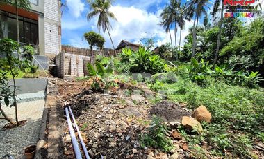 Dijual Vila & Resto Exclusive dengan View Sawah dan Sungai di BWI