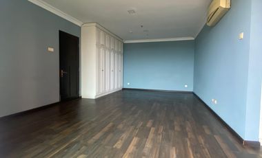 For Rent Spacious Nuansa Hijau Apartment With Golf Course View