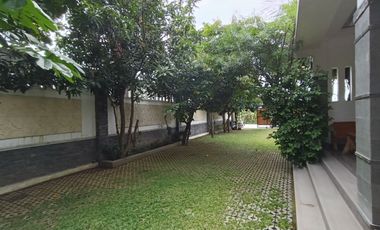 Rumah luas 777m private pool & full furnished dekat bandara S