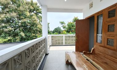 Rumah luas 777m private pool & full furnished dekat bandara S