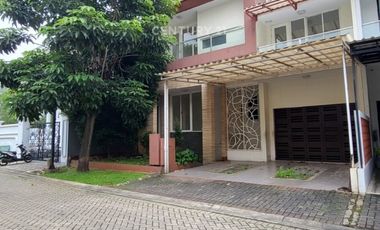 Rumah Mewah Premium Dan Strategis Di Kebayoran Bintaro Sc16730