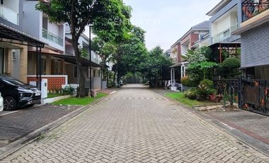 Rumah Mewah Premium Dan Strategis Di Kebayoran Bintaro Sc16730