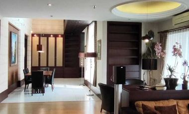 Disewakan Apartemen Penthouse dengan Loft Kedoya Elok, Jakarta Barat