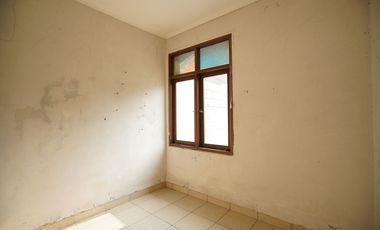 Rumah Minimalis di Perum D'Sweet Home dekat Stasiun Cikarang J-16853