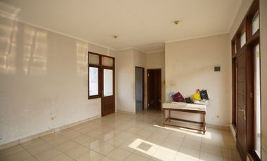 Rumah Minimalis di Perum D'Sweet Home dekat Stasiun Cikarang J-16853