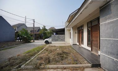 Rumah Minimalis di Perum D'Sweet Home dekat Stasiun Cikarang J-16853