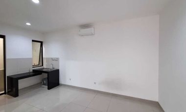 Disewakan Murah Rumah Green Royal Uk.50m2