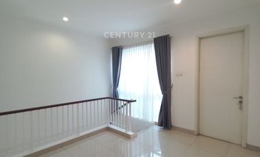 Disewakan Rumah Siap Huni Di Discovery Bintaro SC16682