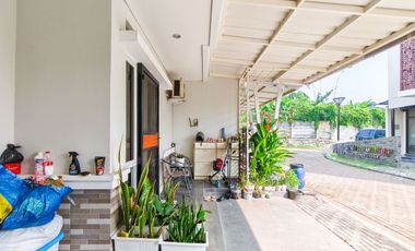 Rumah Strategis 10 Menit ke Stasiun Serpong 3 KT Harga Nego J-28224