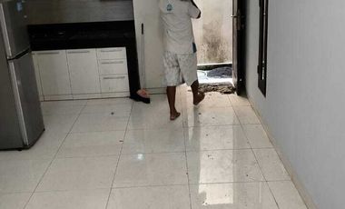 FOR RENT RUMAH MINIMALIS 2LT FURNISHED LOKASI STARTEGIS RENON