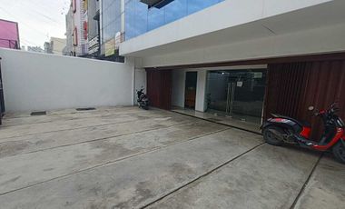 JUAL CEPAT GEDUNG KANTOR SUNTER 3 LANTAI LOKASI STRATEGIS PARKIR LUAS