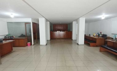 JUAL CEPAT GEDUNG KANTOR SUNTER 3 LANTAI LOKASI STRATEGIS PARKIR LUAS