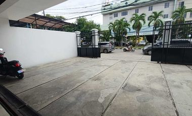 JUAL CEPAT GEDUNG KANTOR SUNTER 3 LANTAI LOKASI STRATEGIS PARKIR LUAS