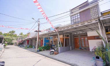 Rumah 2 Lantai Dekat Stasiun Cikarang Bebas Banjir Siap Huni J-24547