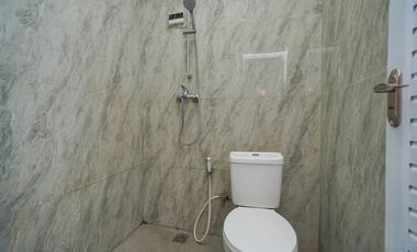 Rumah 2 Lantai Dekat Stasiun Cikarang Bebas Banjir Siap Huni J-24547