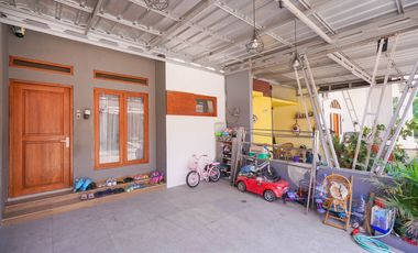 Rumah 2 Lantai Dekat Stasiun Cikarang Bebas Banjir Siap Huni J-24547