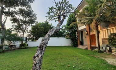 rumah mewah bonus furnish plus kolam renang