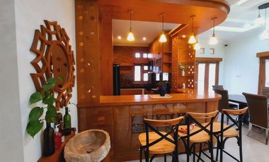 rumah mewah bonus furnish plus kolam renang