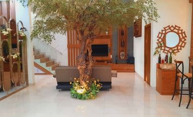 rumah mewah bonus furnish plus kolam renang