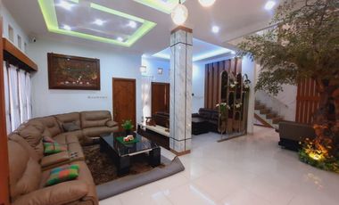 rumah mewah bonus furnish plus kolam renang