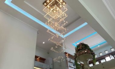 Rumah Mewah Luas Asri Ada Kolam Renang Furnished Siap Huni