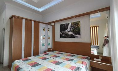 Rumah Mewah Luas Asri Ada Kolam Renang Furnished Siap Huni