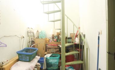 Rumah SHM 9 Mnt ke RSIA Metro Hospital Kebon Jeruk Hadap Timur J-24700