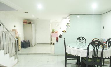 Rumah SHM 9 Mnt ke RSIA Metro Hospital Kebon Jeruk Hadap Timur J-24700