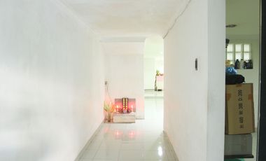 Rumah SHM 9 Mnt ke RSIA Metro Hospital Kebon Jeruk Hadap Timur J-24700