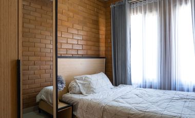 Hunian Asri Bergaya Villa di Reka Village- Dekat Surabaya & suramadu