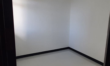 Rumah 2 lantai dengan lingkungan asri dkt Lembang