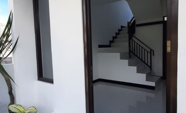 Rumah 2 lantai dengan lingkungan asri dkt Lembang