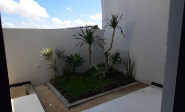 Rumah 2 lantai dengan lingkungan asri dkt Lembang