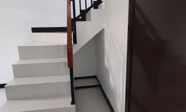 Rumah 2 lantai dengan lingkungan asri dkt Lembang