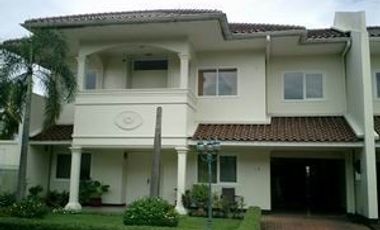 Sewa Rumah Townhouse Pondok Intan Residence 5A Furnished Swimming Pool