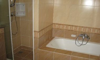 Sewa Rumah Townhouse Pondok Intan Residence 5A Furnished Swimming Pool