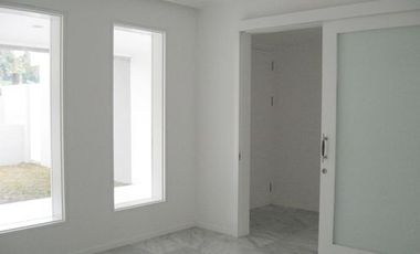 Kemang Timur V 25R – Furnished House with Swimming Pool at Lembonghouse Compound