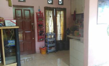 Rumah Hook LT 125 di Bekasi 10 Menit ke Stasiun Bebas Banjir J-25575
