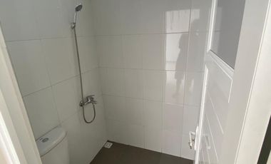 RUMAH BARU STRATEGIS DI DAERAH REJOWINANGUN KOTAGEDE KOTA YOGYA