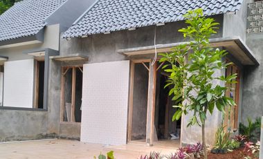 Rumah mewah harga murah watusari gunungpati