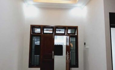 Rumah di jual Gentan purbayan waru baki