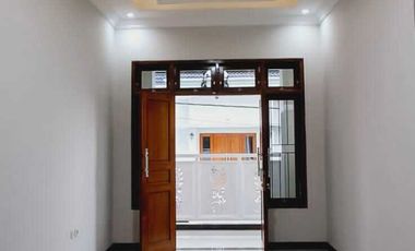 Rumah di jual Gentan purbayan waru baki
