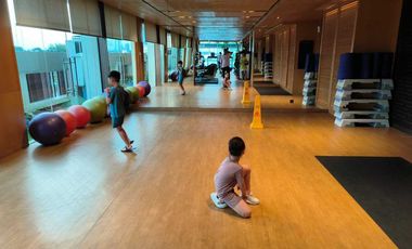 Apartemen Permata Hijau Suites 2 Kamar Full Furnish Bagus