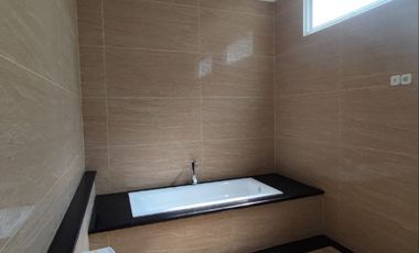 Dijual Rumah Modern Classic Semi Furnish di Bogor