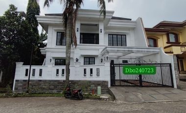 Dijual Rumah Cantik ada Kolam Renang di Perum Pakuan Bohor