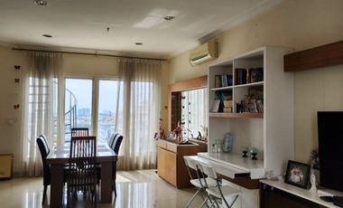 Rumah The Villas Diatas Mall Of Indonesia