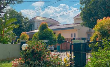 Rumah mewah dekat jalan adisucipto Mataram