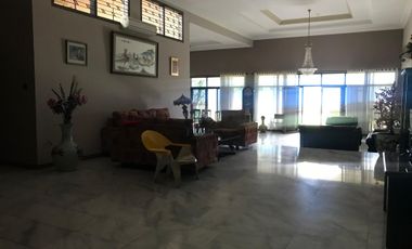 Disewakan Rumah Raya Kertajaya Indah Cocok utk Usaha!