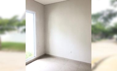 DIJUAL RUMAH  di cluster Lugano CITRALAND posisi hook