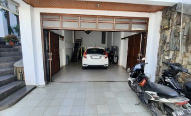 Dijual Rumah Mewah di Geger Kalong Jl. Lembah Asri